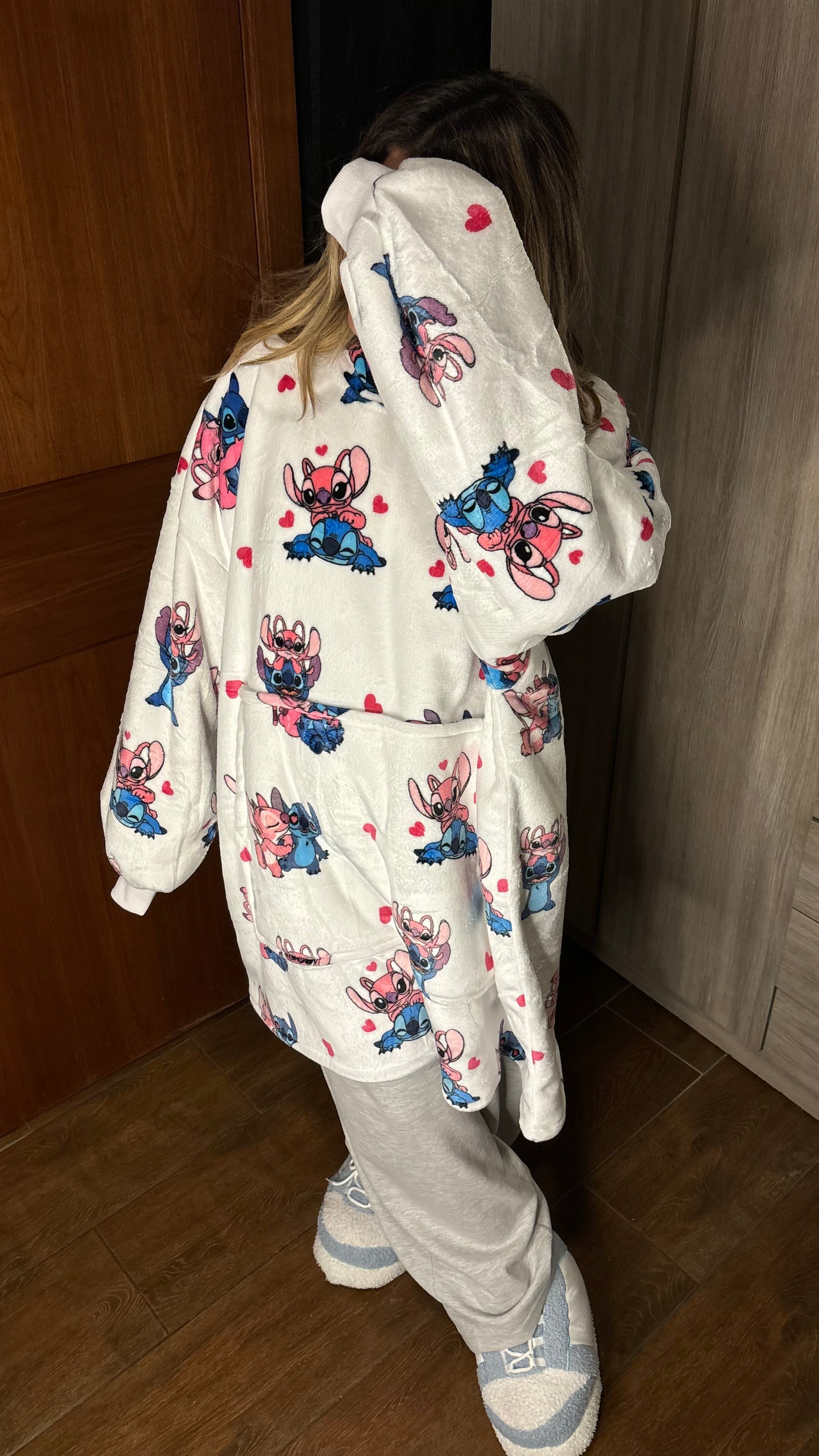 Cozy Stitch White 🐾